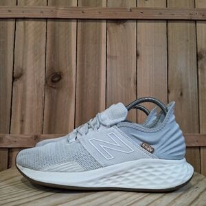New Balance Fresh Foam ROAV Shoes Womens 9 Gray Running Athletic Sneakers
